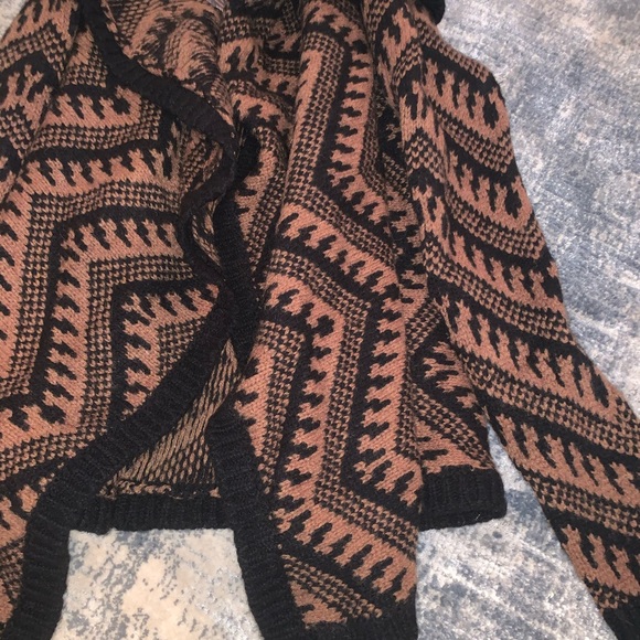 Ronny Kobo Zig Zag Cardigan - Picture 6 of 7